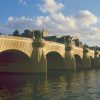 Le Pont-neuf emballé par christo en 1975